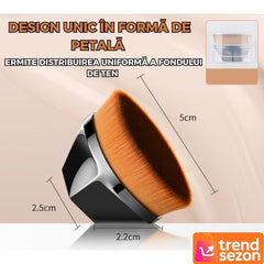 Pensulă Kabuki Ultra Soft pentru Machiaj — Acoperire Perfectă! 🎨✨