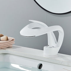 Baterie Chiuvetă Baie Cascadă Cromată 15 cm — Design Nordic Elegant ✨🚿